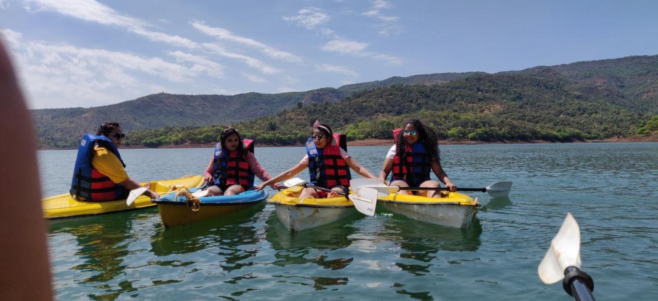 Water park: Hotel Shivneri Agro Tourism, Tapola