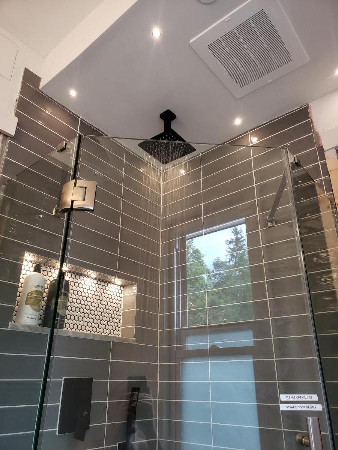 Shadowcrest Guest House — photo 23