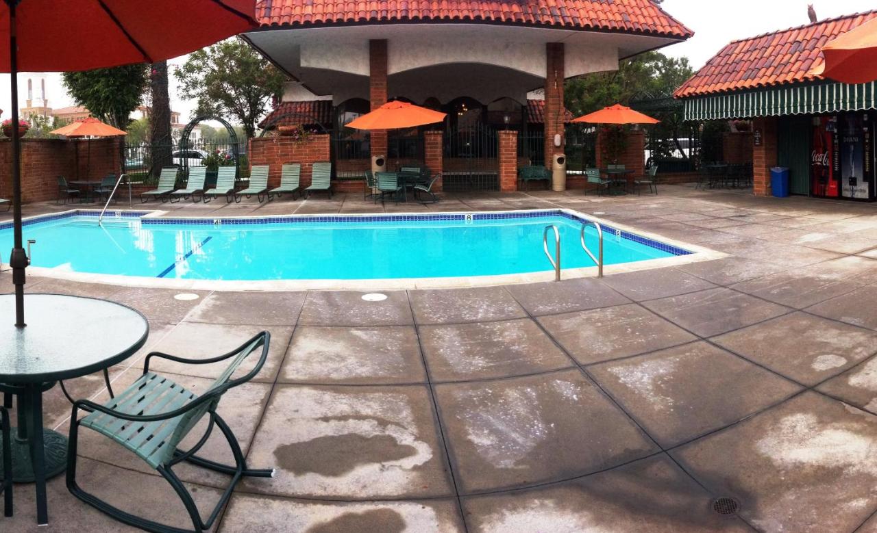 Laguna Hills Lodge-Irvine Spectrum — photo 21