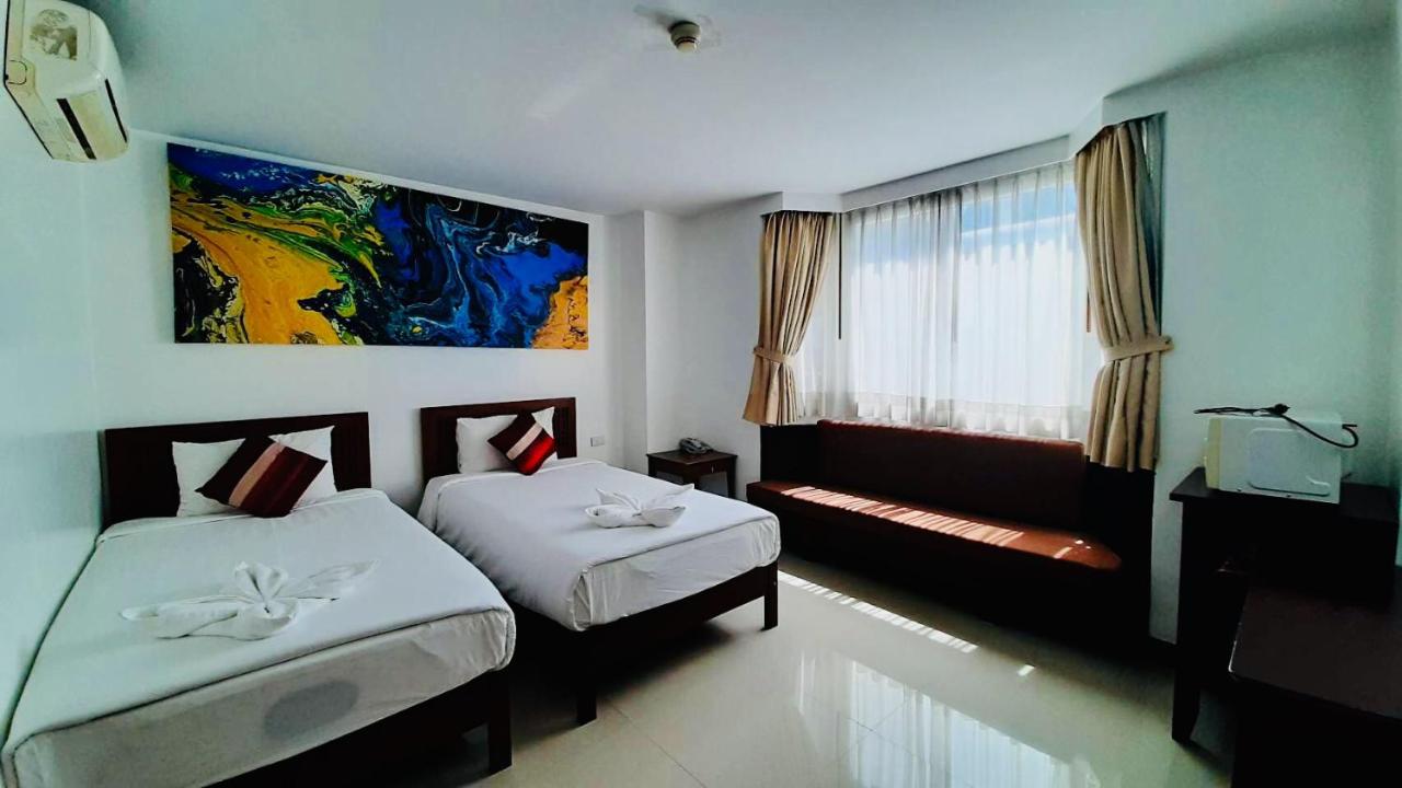 City Plaza Nana Hotel - 2