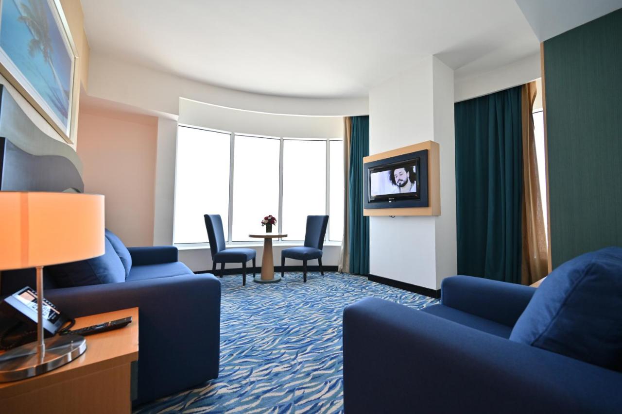 Harbour Suites Hotel photo