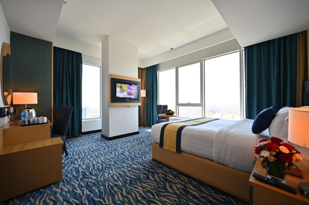 Harbour Suites Hotel photo