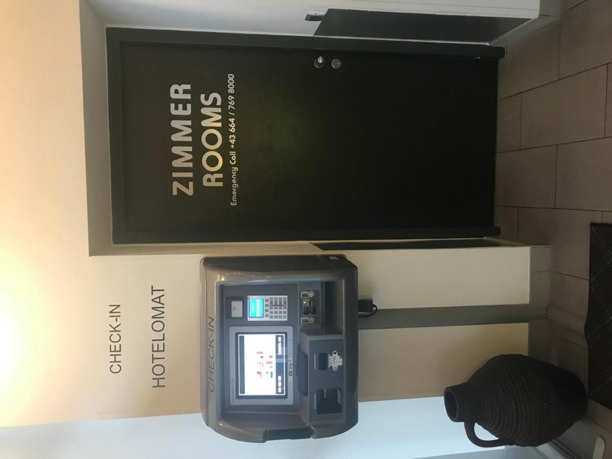 HB1 Budget Hotel - contactless check in photo