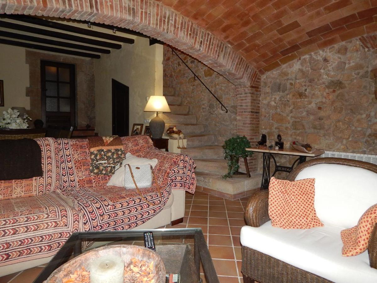 Villa Girorooms Castell dAro Casa Poble (Spanje Castillo de ...