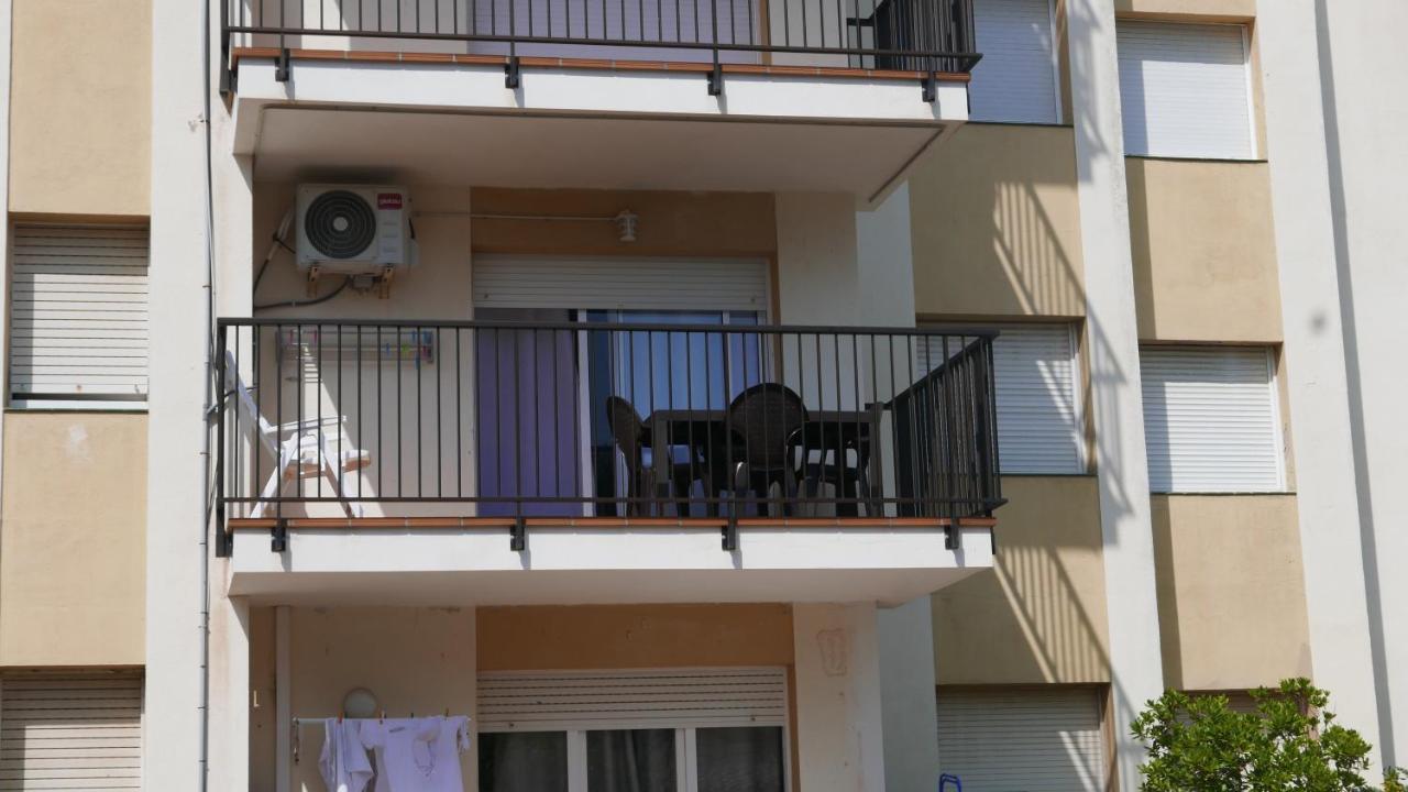 Appartement Vista Mar II (Spanje L Escala) - Booking.com