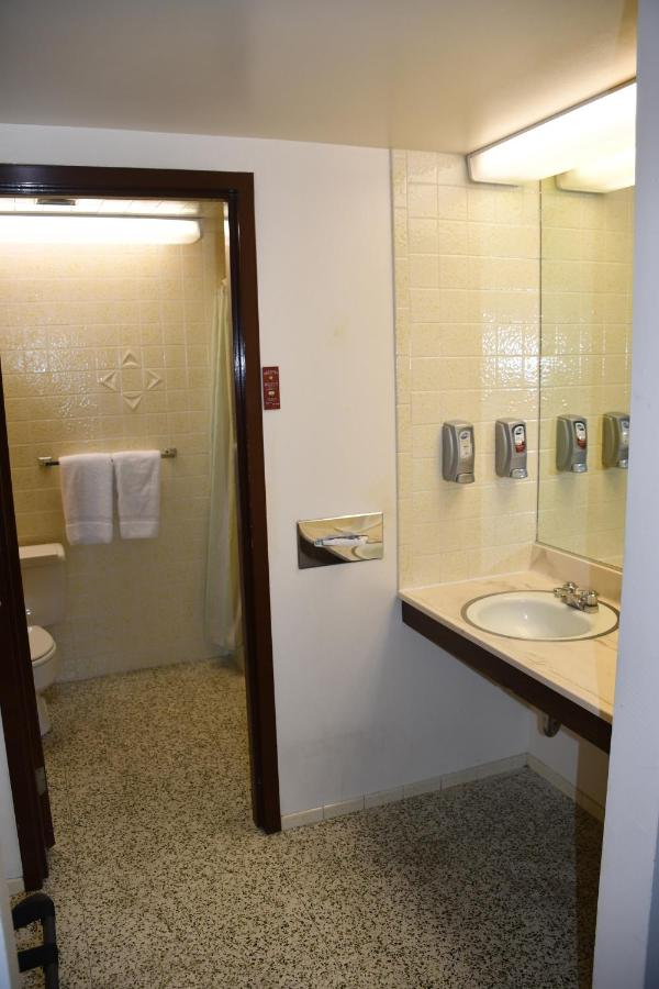 Prairie Inn — photo 12