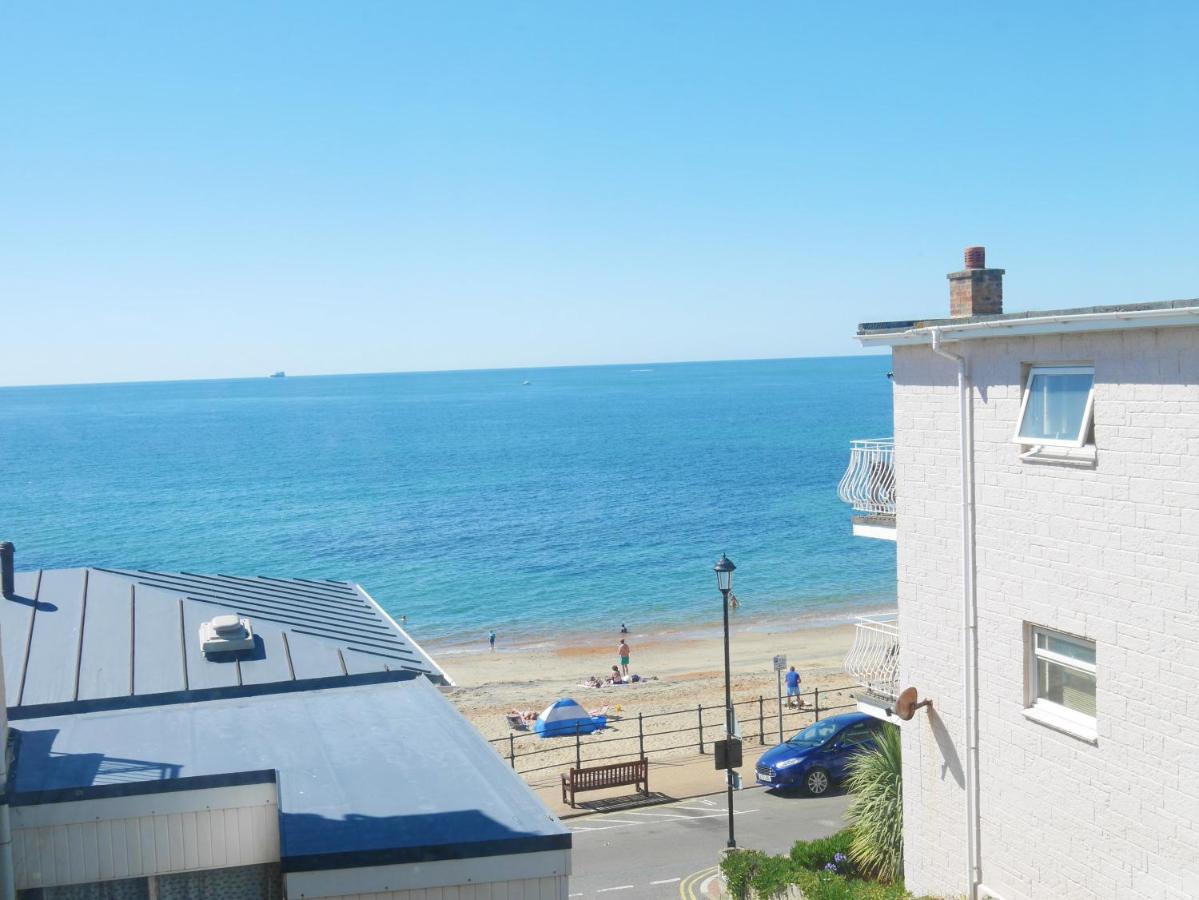 Beach: Beautiful Seaside Apartment With Parking