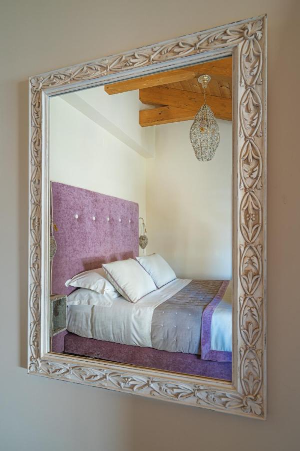 DON GIULIO LUXURY ROOMS jacuzzi & pool photo