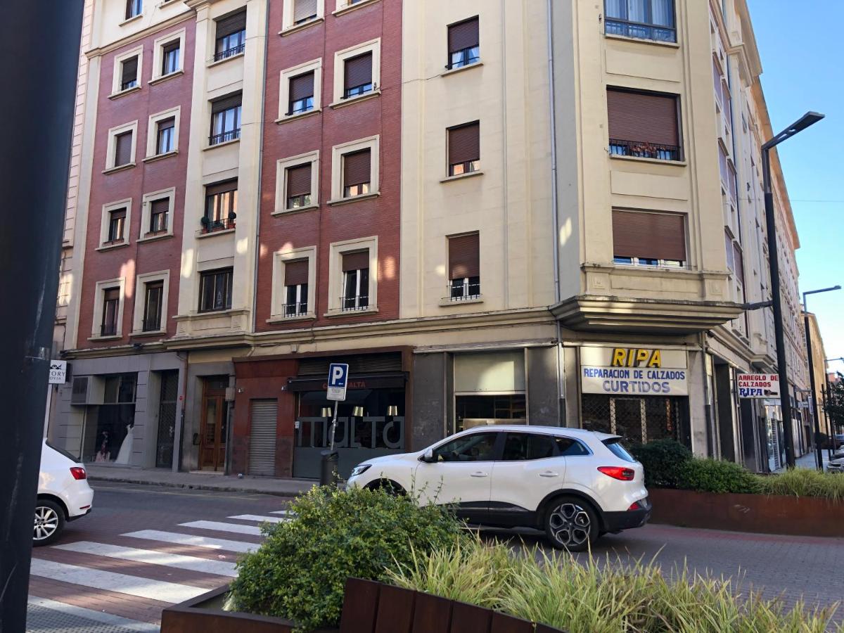 Piso recién reformado en el centro de Pamplona, Pamplona – Precios  actualizados 2023