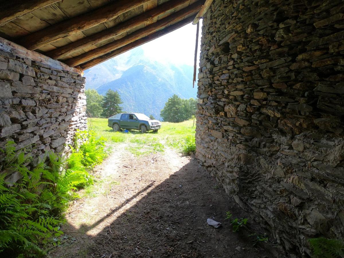 Bordes Pirineu, Costuix, Areu – Prezzi aggiornati per il 2022