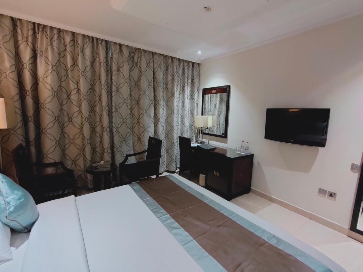 Smana Hotel Al Raffa photo