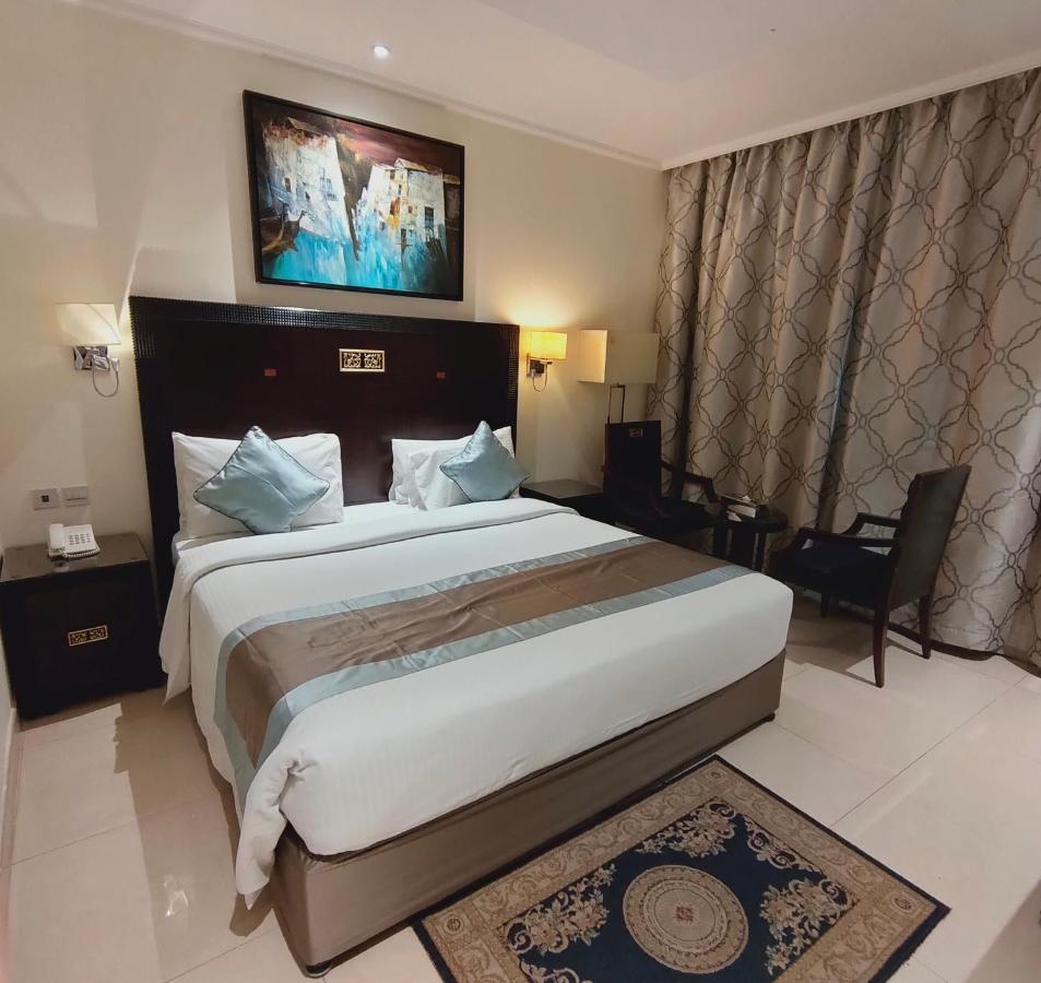 Smana Hotel Al Raffa photo