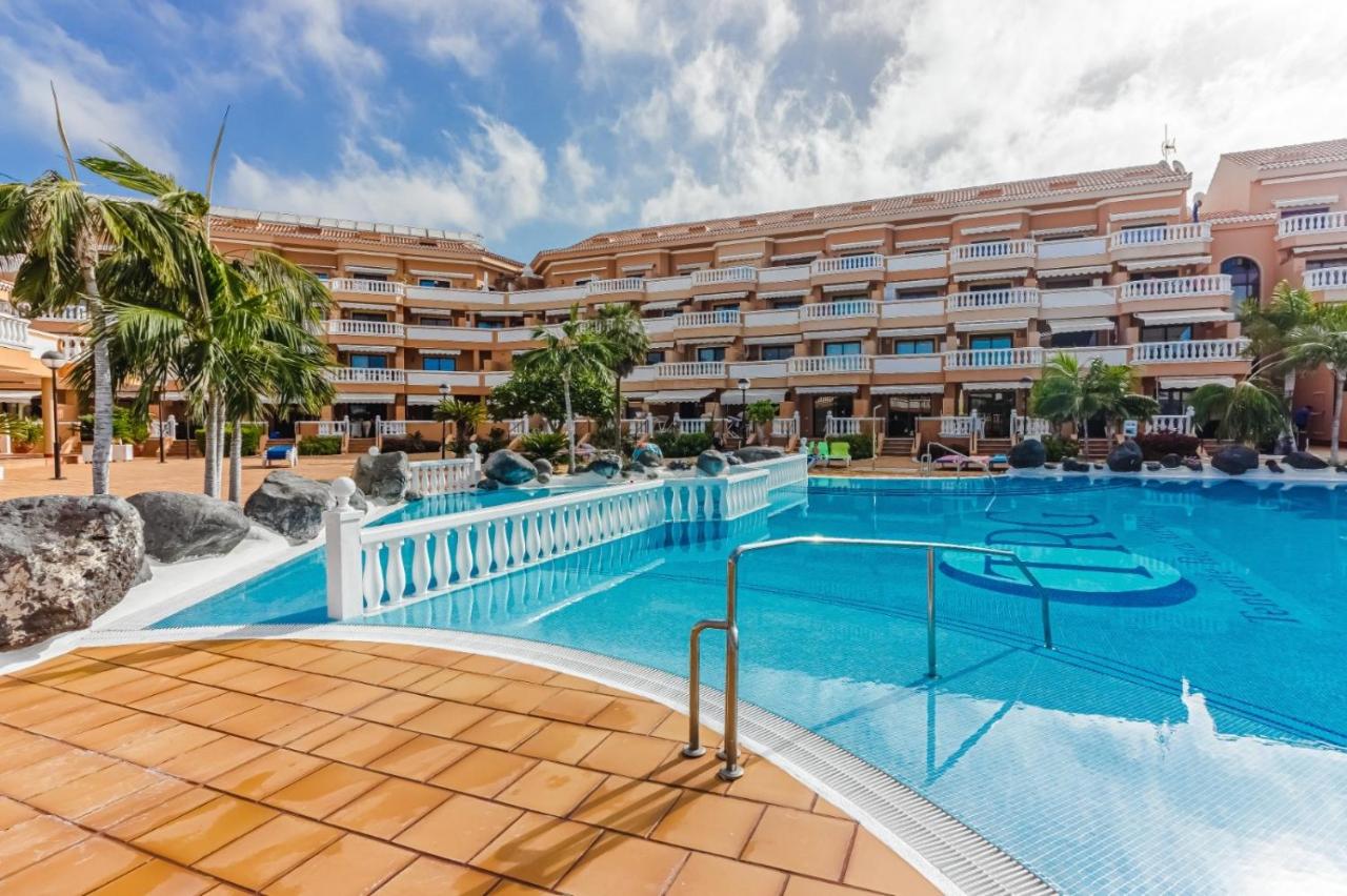 Los Cristianos Royal Gardens, Playa de las Americas – Updated ...