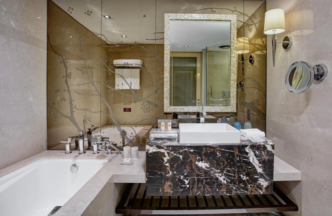 Crowne Plaza Beijing Chaoyang U-Town, an IHG Hotel photo