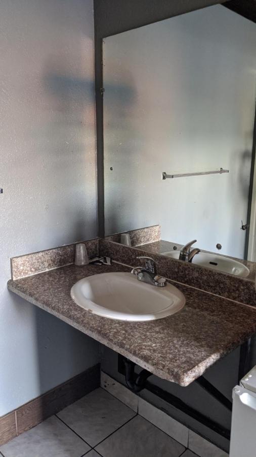 Eagle Inn Motel — photo 14