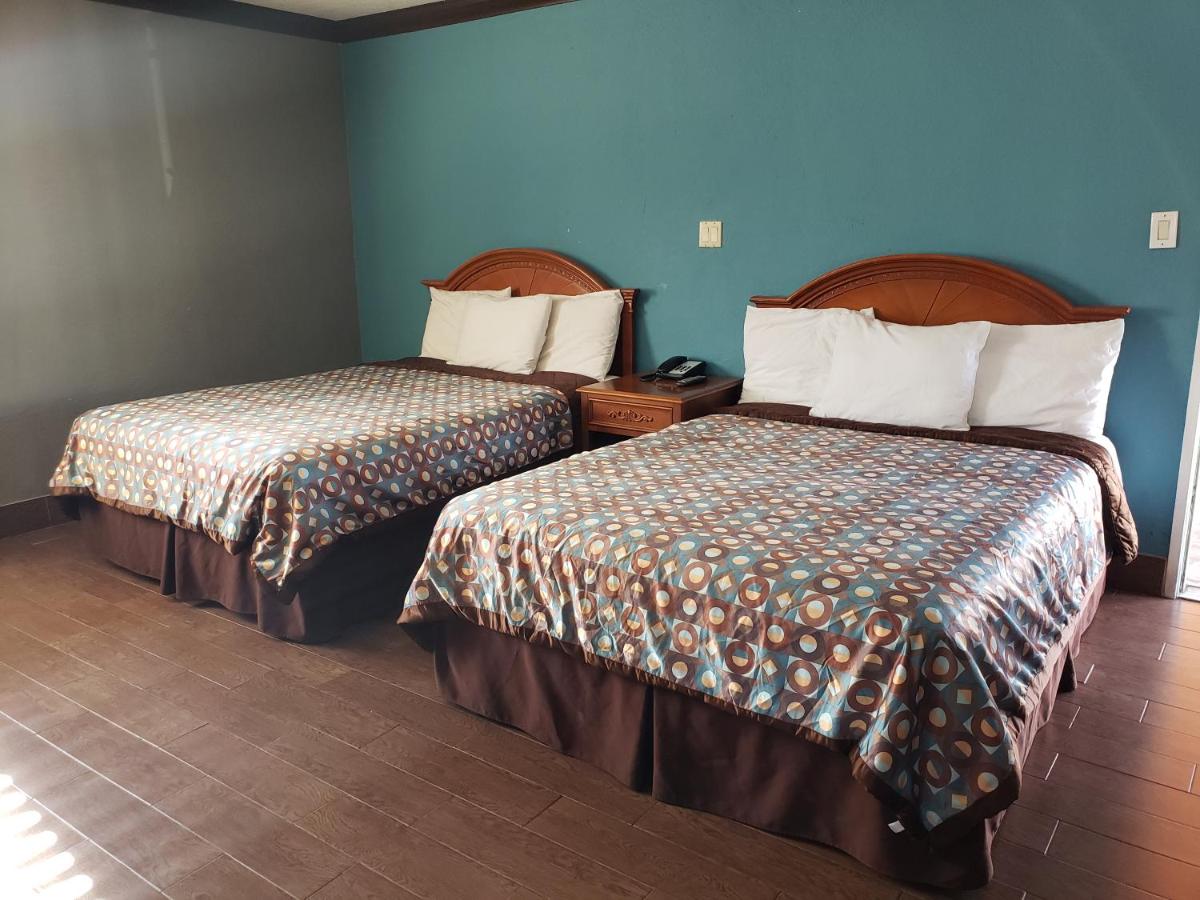 Eagle Inn Motel — photo 15
