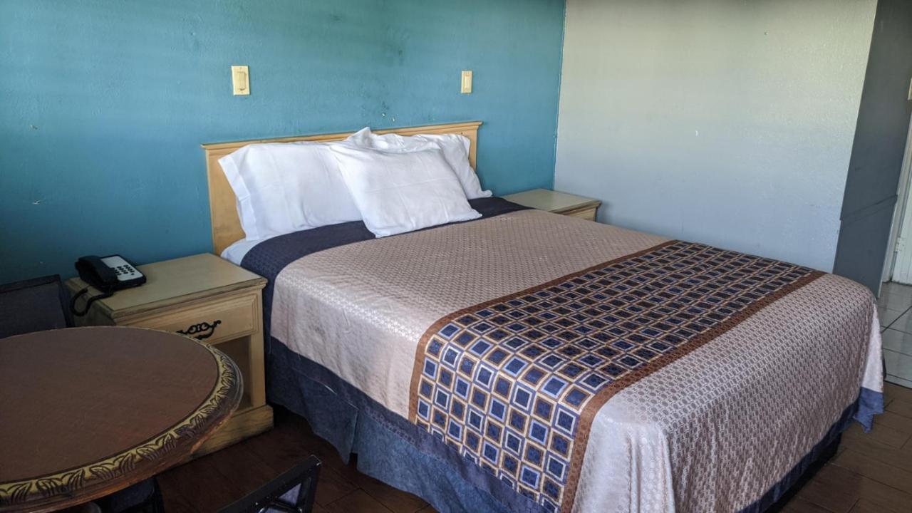 Eagle Inn Motel — photo 13