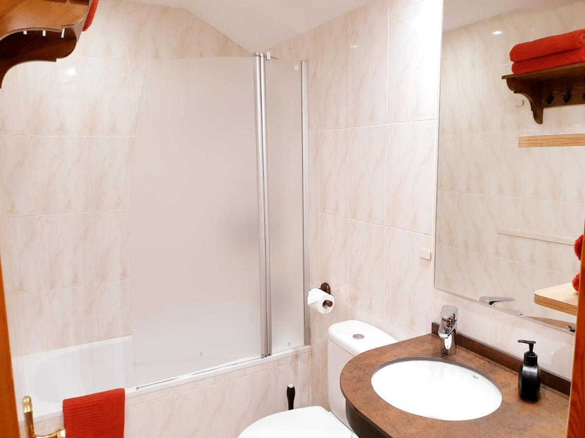 Apartamentos Casa Patro, Tramacastilla de Tena – Precios ...