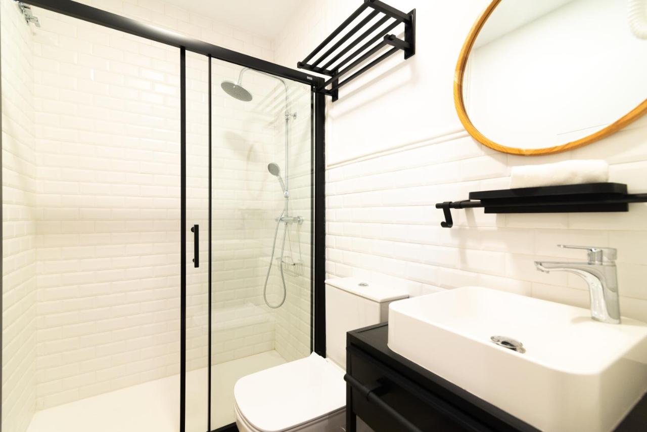 Chinitas Santos Apartments - 3