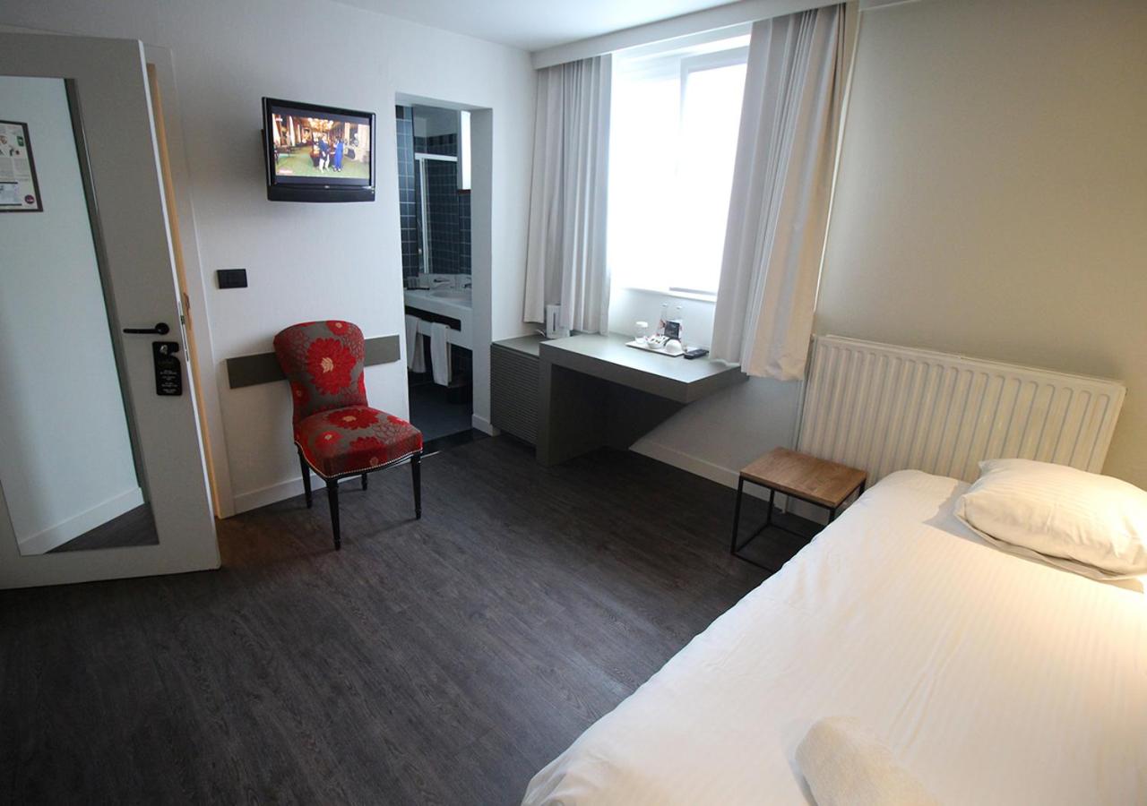 Hotel Cortina photo