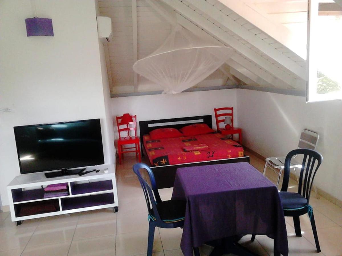 STUDIO Grande Anse 4 pers - proche centre - 4