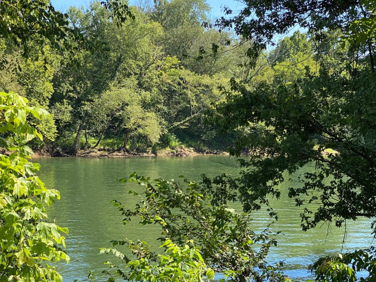Riverfront Lodge Burkesville — photo 10
