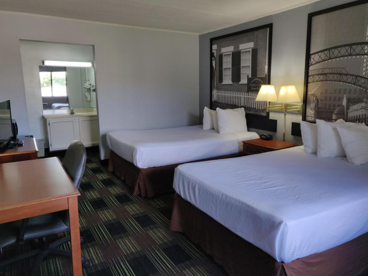 Sprucewood Inn — photo 22
