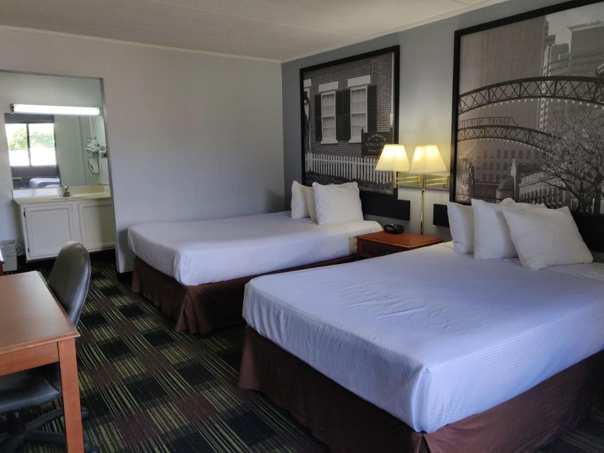 Sprucewood Inn — photo 23