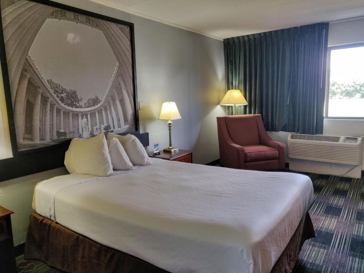 Sprucewood Inn — photo 16
