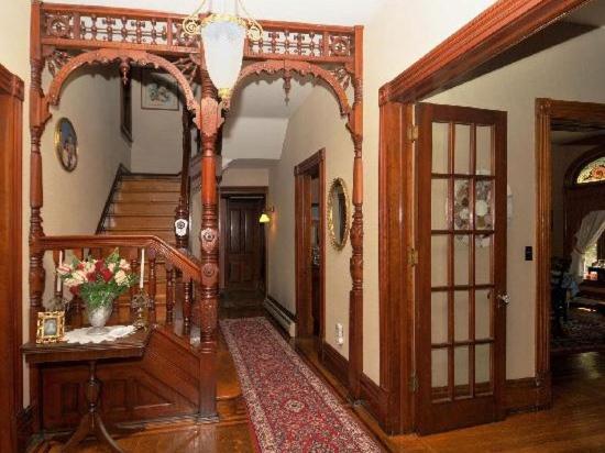 Road Less Traveled Bed and Breakfast — photo 22