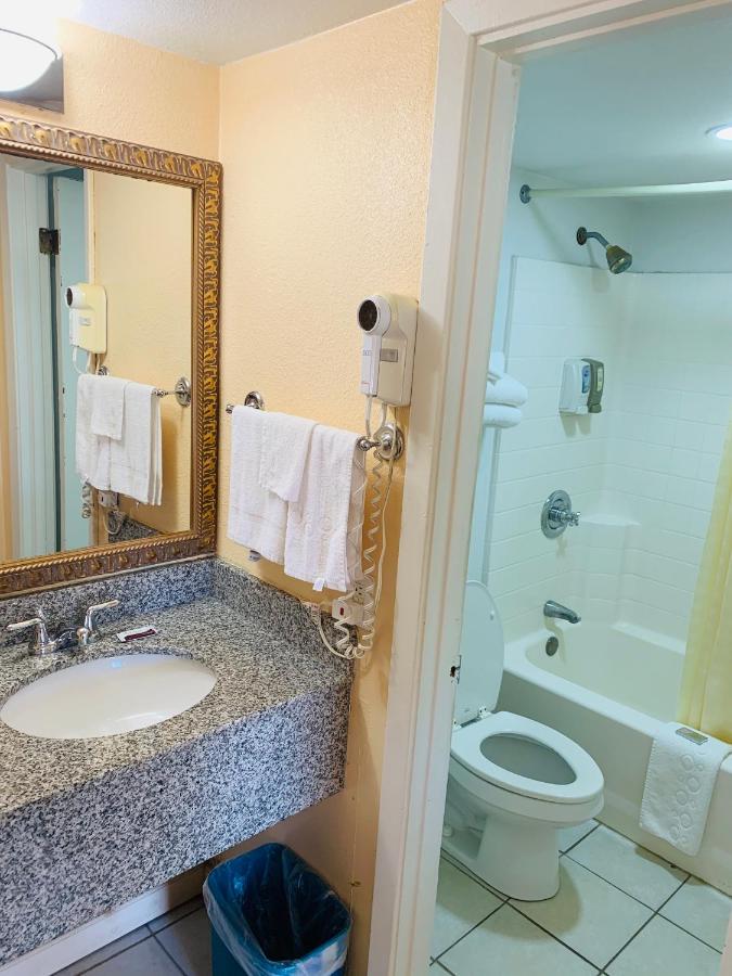 Budget Inn — photo 3