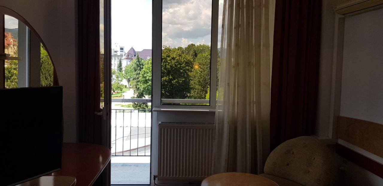 GRAND HOTEL CEAHLAU, Piatra Neamţ – Prețuri actualizate 2023