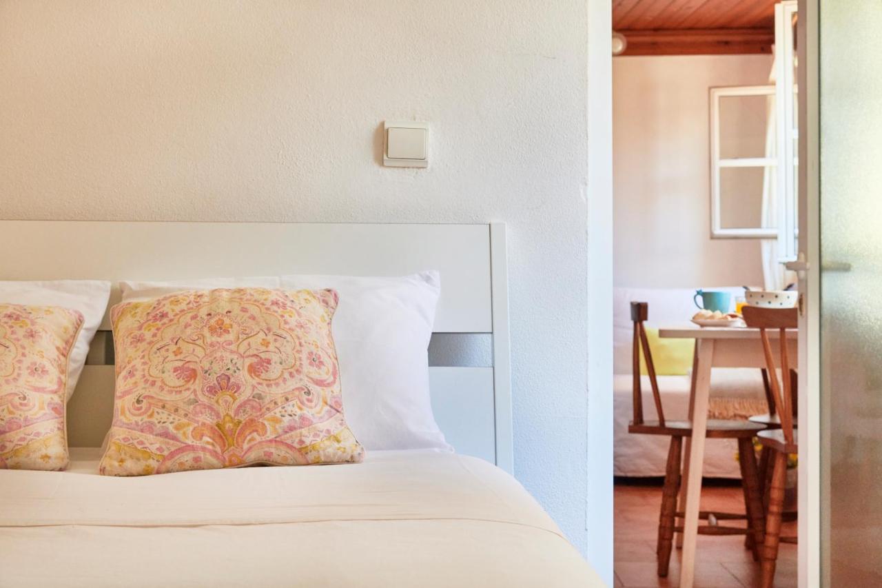 Light Filled Apartment near Chiado, By TimeCooler - 2