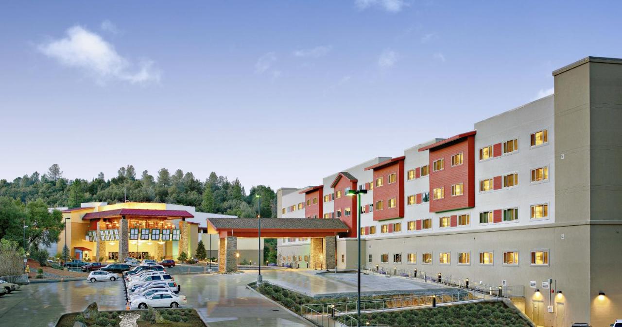 The Hotel at Black Oak Casino Resort, Tuolumne, CA 