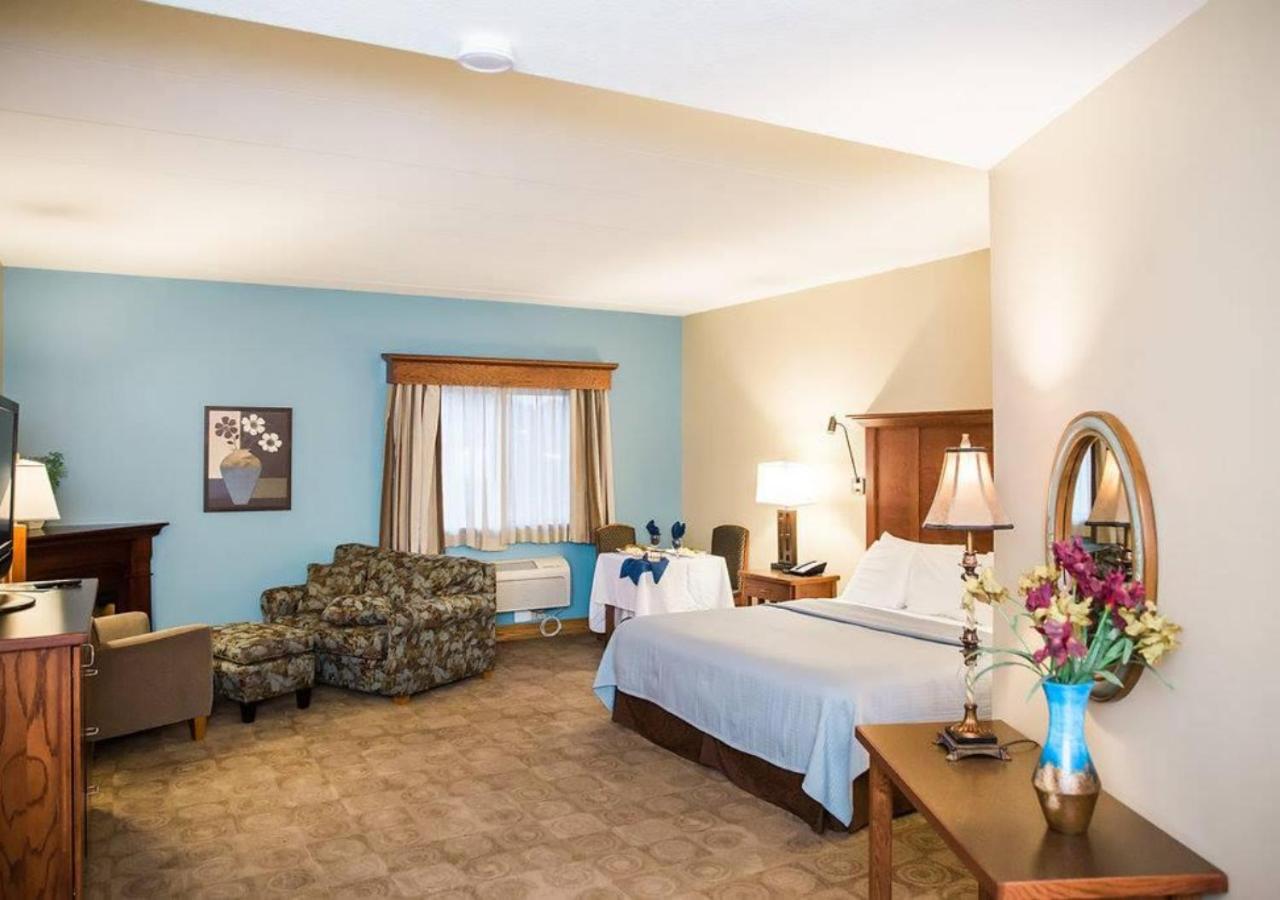 Timberlake Lodge — photo 2