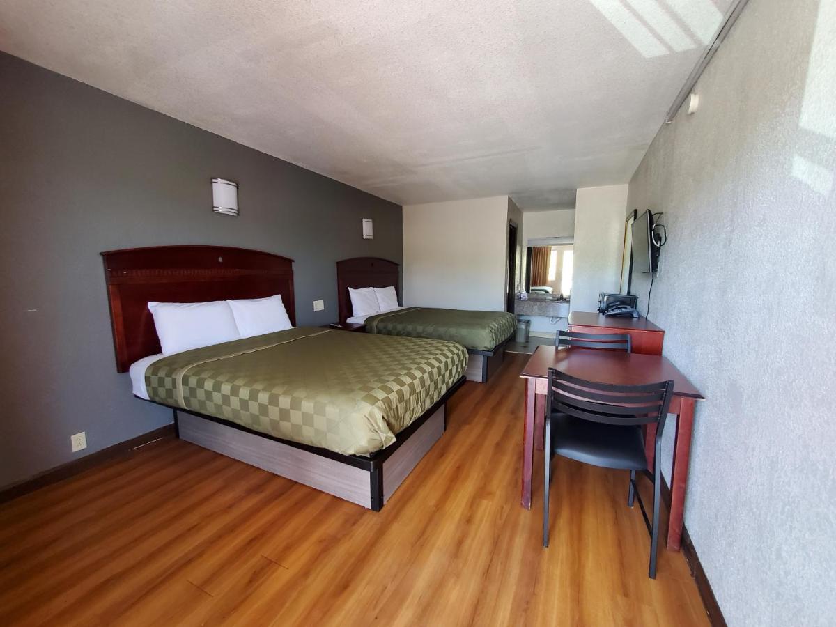 Dallas Inn — photo 6