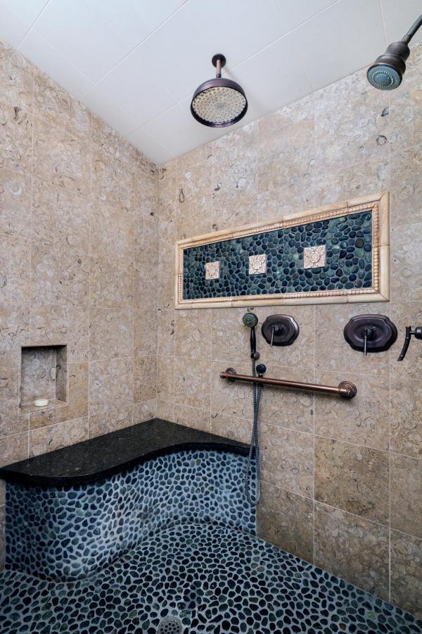 Pantai Inn — photo 10