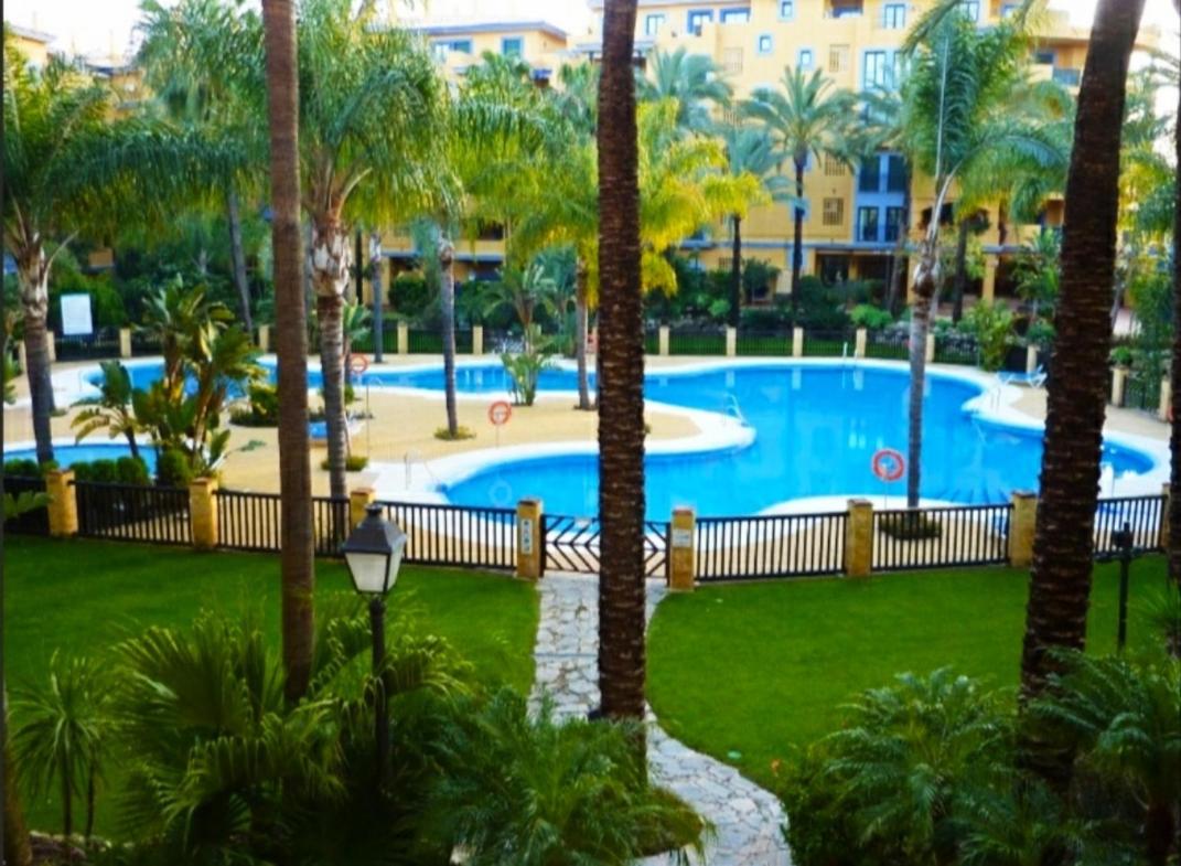 Apartment Junto paseo marítimo Centro y, Marbella, Spain ...
