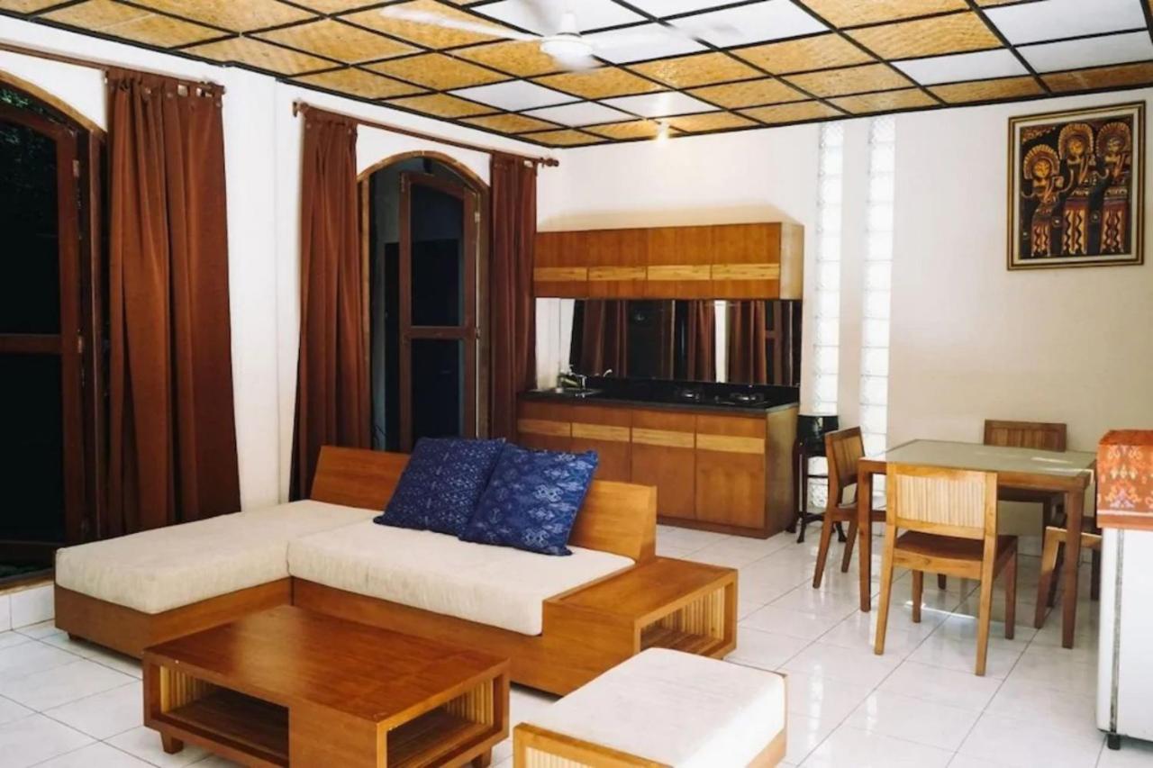 Villa Puri Royan Jimbaran - 3