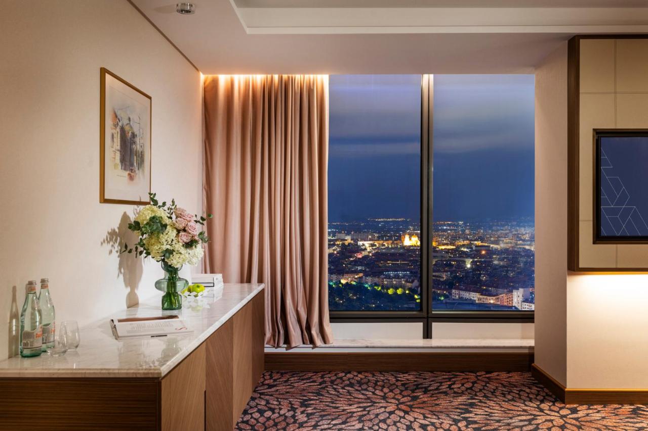 Grand Hotel Millennium Sofia photo