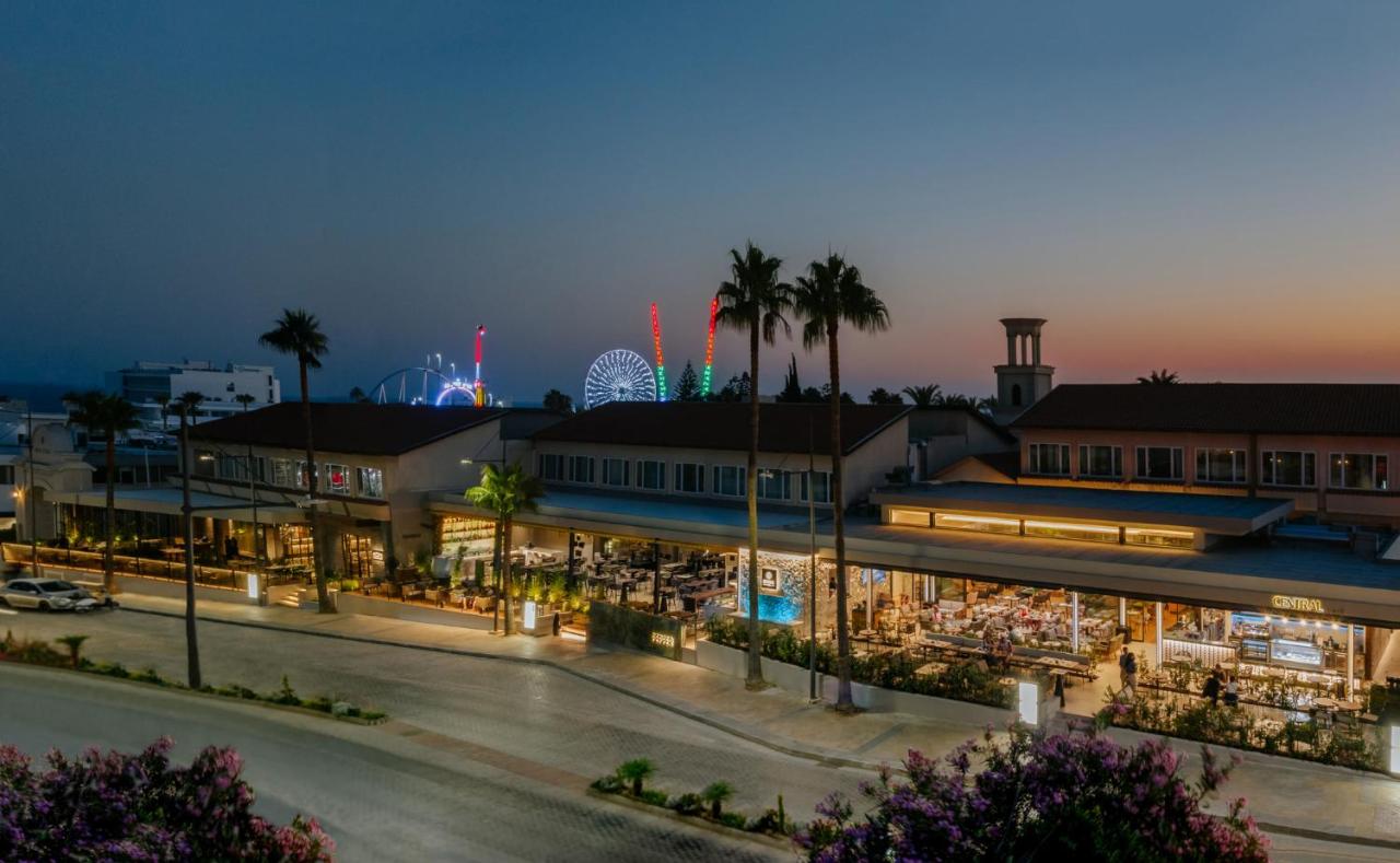 Napa Plaza Hotel (Adults Only) photo