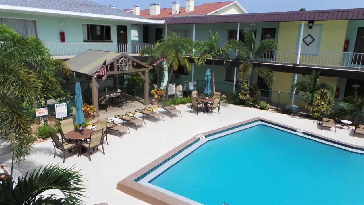 Island House Resort Hotel — photo 18