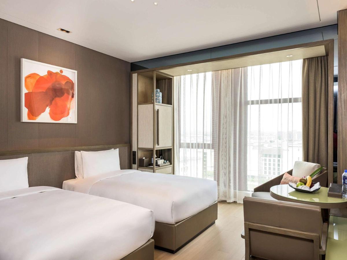 Novotel Shanghai Clover photo