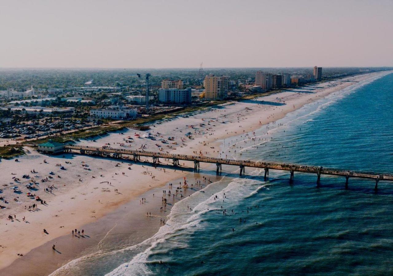 Beach: Margaritaville Jacksonville Beach