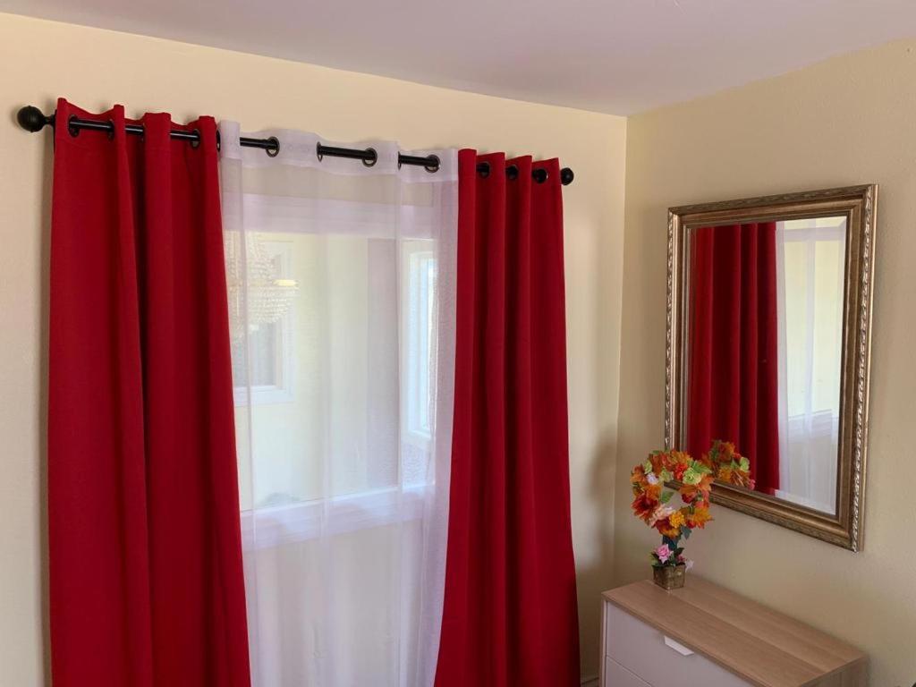 LAX Guest House — photo 16