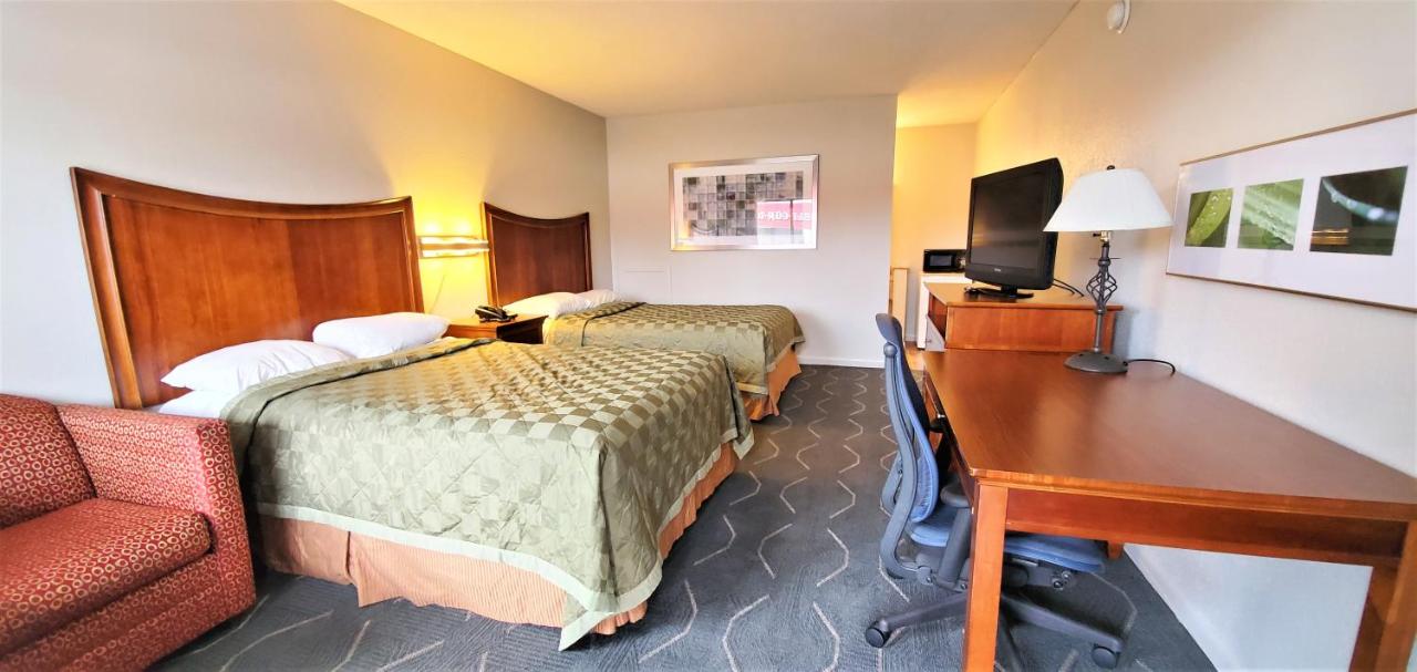 Economy Inn — photo 8