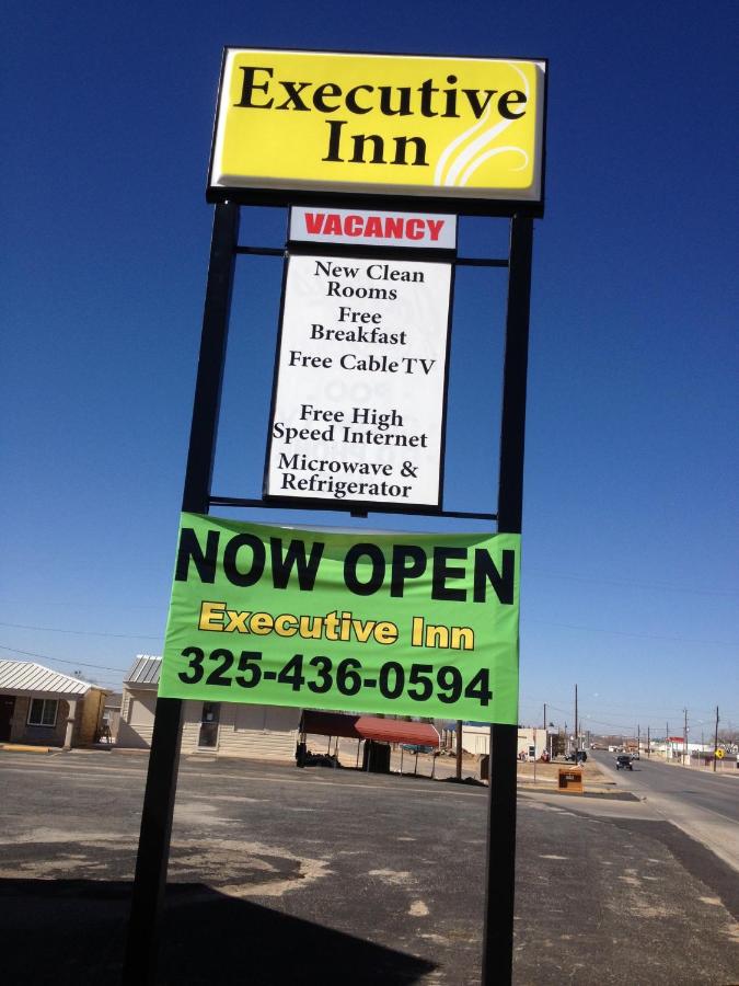 Executive Inn — photo 19