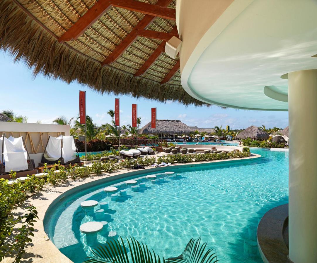 Heated swimming pool: Garden Suites by Meliá - All inclusive
