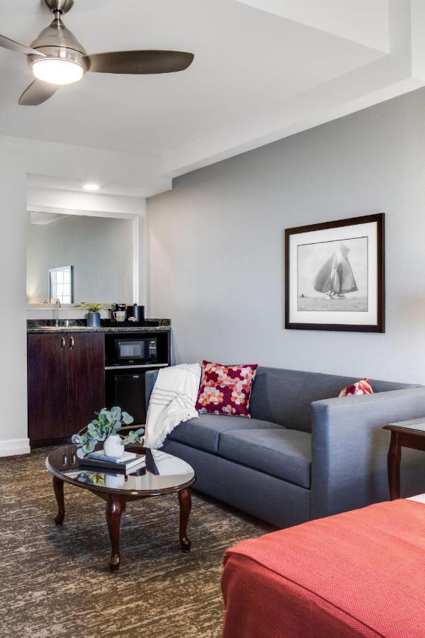 Ayres Suites Mission Viejo - Lake Forest — photo 18