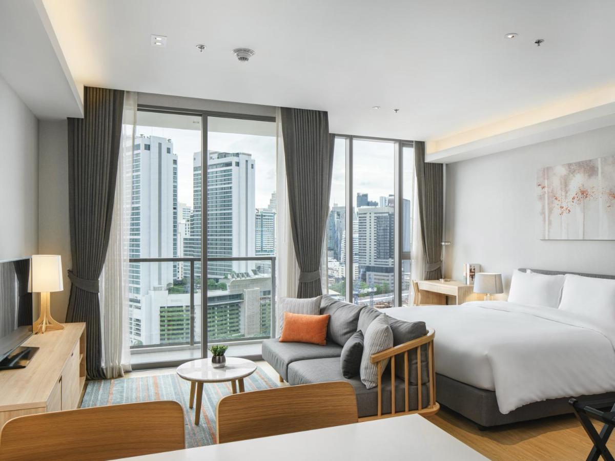Oakwood Suites Bangkok - 3